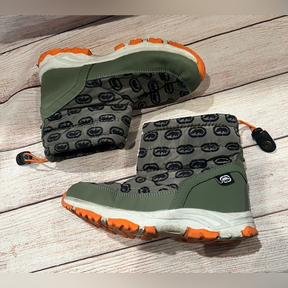 Ecko Unltd Big Kids Unisex Olive Green Quilted Fabric Boots, Big Kid Size 1